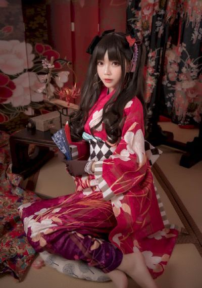 解开女警裤子猛烈进入